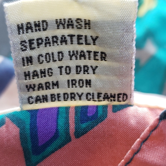 Ladies silk shirt - Picture 7 of 7